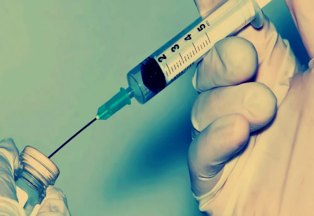 Avertisment OMS: Vaccinul împotriva variolei maimuţei nu este un medicament miraculos