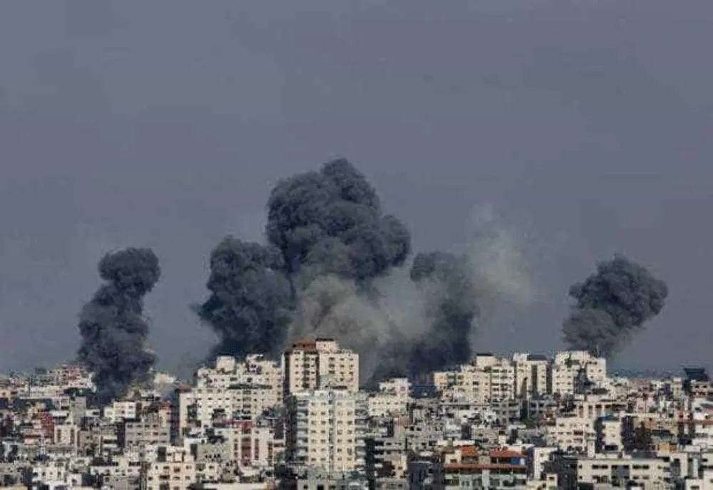 Atacuri aeriene masive în Gaza: zeci de morți după cele mai dure lovituri israeliene din ultimele săptămâni