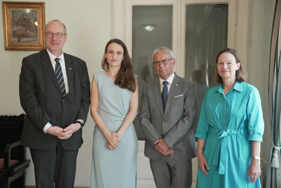 Ministrul Oana Țoiu a avut mai multe întâlniri cu comunitatea românească din Frankfurt, Bonn, Wiesbaden, Hessa