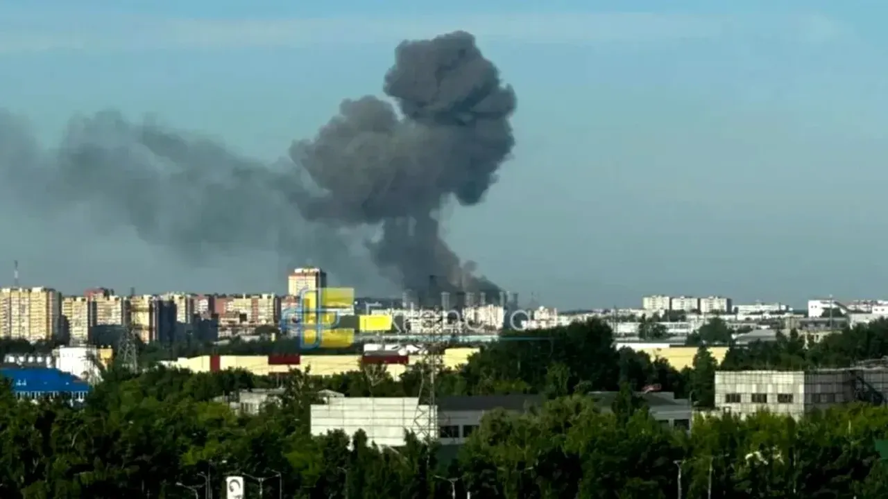 Atac cu drone asupra orașului care găzduiește centrala nucleară Zaporojie. Patru oameni au murit, iar alți patru au fost răniți