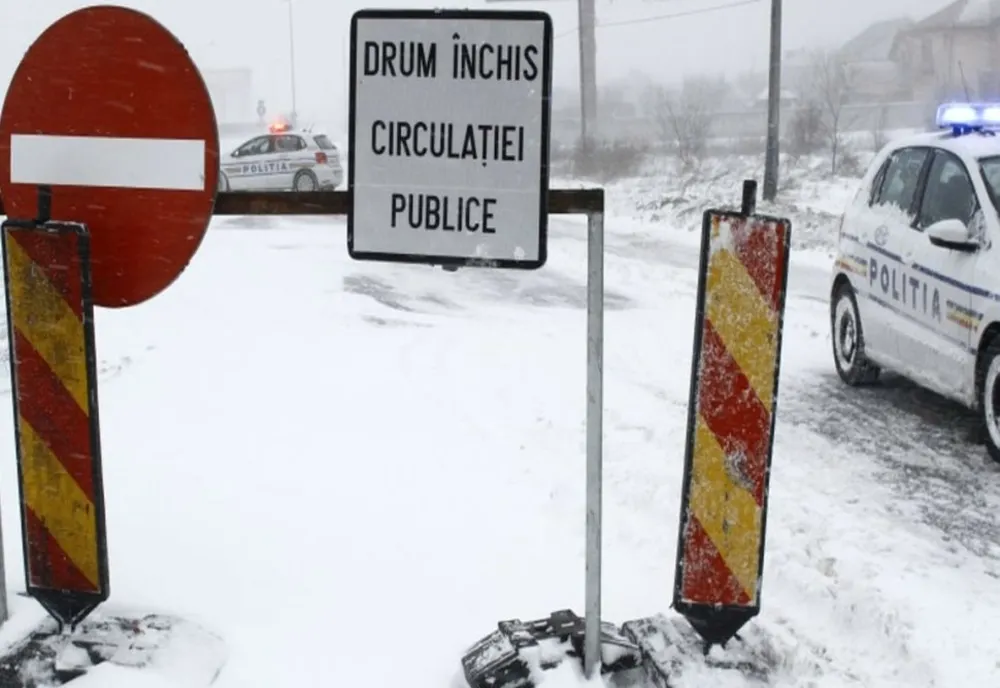 INFOTRAFIC - LISTA drumurilor închise din cauza vremii nefavorabile, luni dimineață