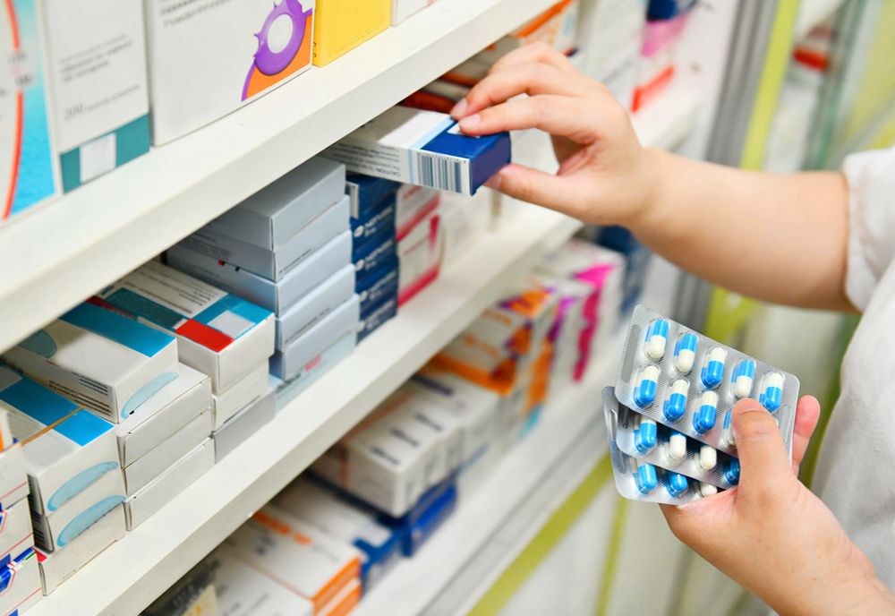 Lista celor 20 antibiotice care pot fi eliberate din farmacie FĂRĂ REȚETĂ, în doză de urgență