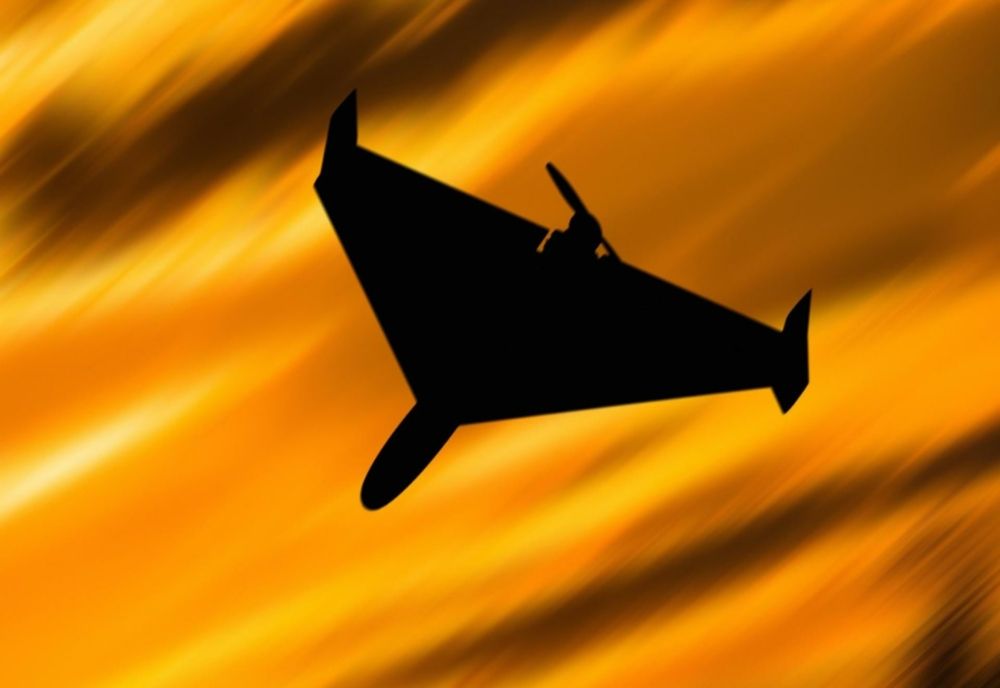 Dronă militară prăbușită lângă casele oamenilor din Brăila