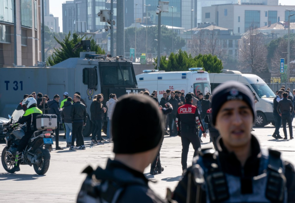 Atac armat la cel mai mare tribunal din Istanbul: doi morți și șase răniți