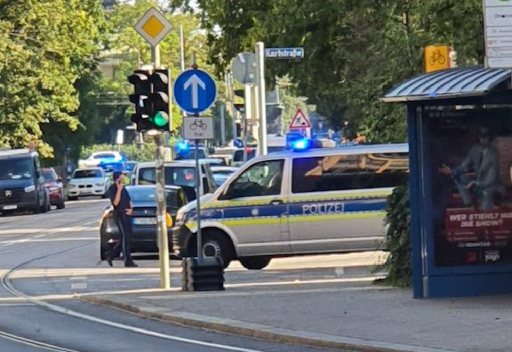 ATAC ARMAT ÎN MUNCHEN, LÂNGĂ CONSULATUL GENERAL AL ISRAELULUI. UN SUSPECT A FOST ÎMPUȘCAT DE POLIȚIE