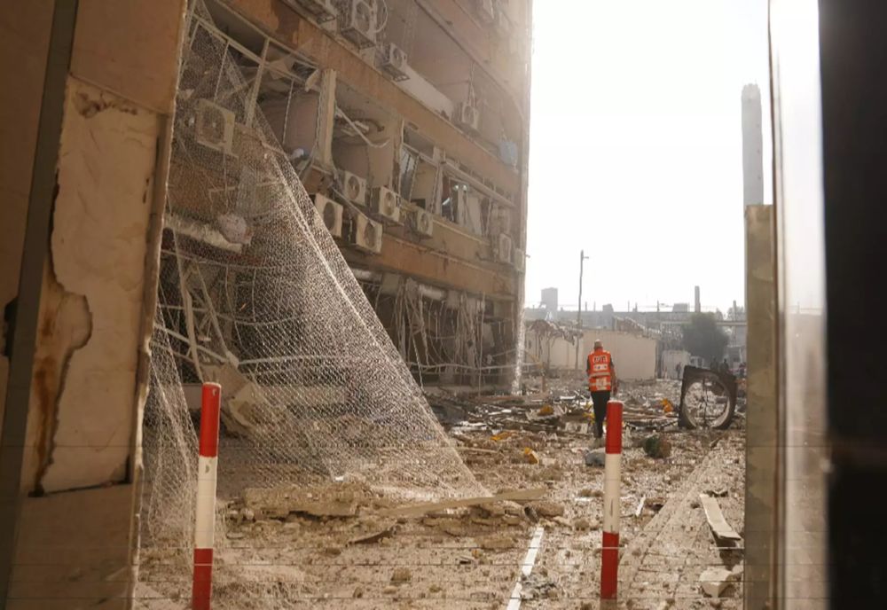 UN SPITAL ISRAELIAN, LOVIT ÎNTR-UN NOU ATAC CU RACHETE LANSAT DE IRAN